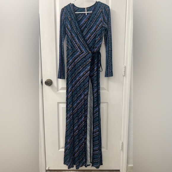 NWT $168 Free People Phoebe Wrap Long Sleeve Maxi Dress in Blue Combo (Size XS) - Picture 6 of 11